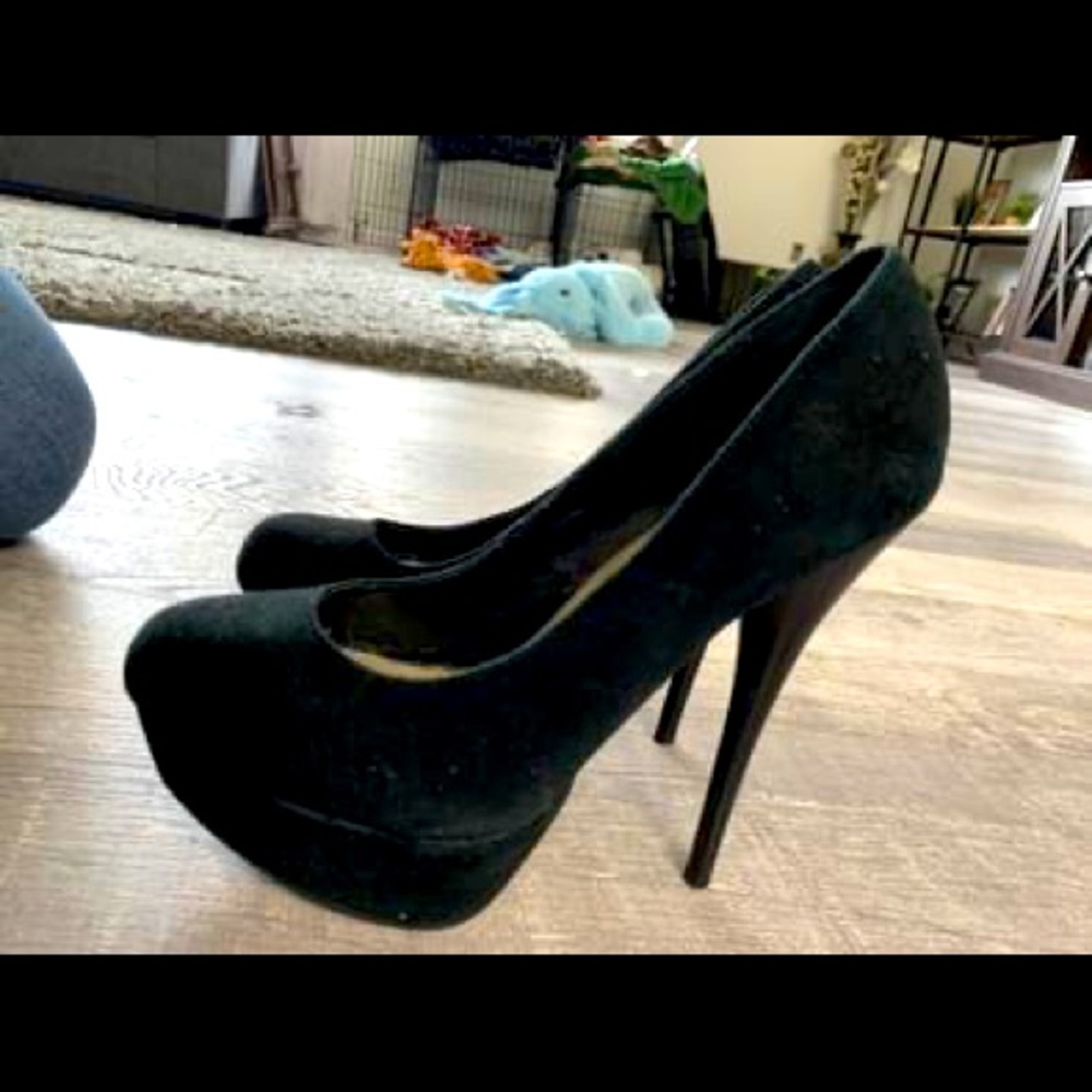 Black heels